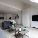 Kinsky Garden And By Dwellfort פראג