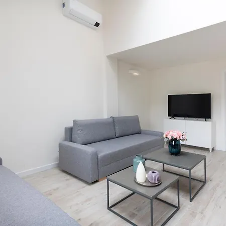 Kinsky Garden And By Dwellfort 4* Praha