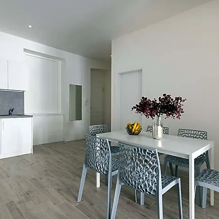 Kinsky Garden And By Dwellfort