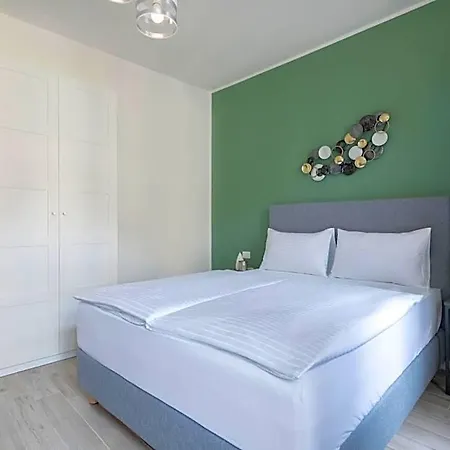 Kinsky Garden And By Dwellfort 4* Prága