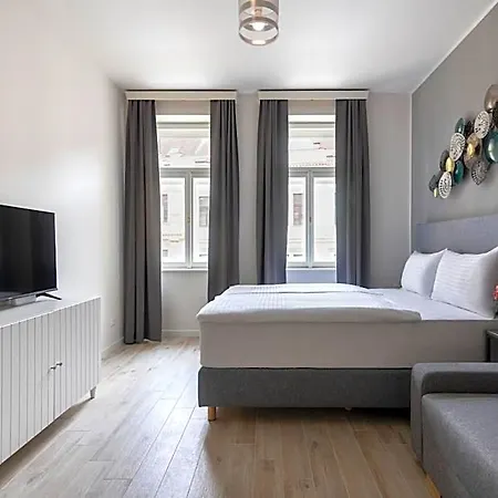 Apartmanhotel Kinsky Garden And By Dwellfort 4*