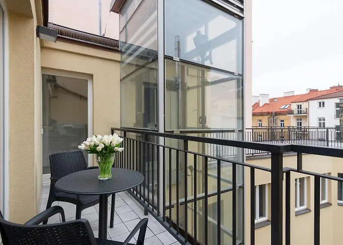 Kinsky Garden And By Dwellfort Apartahotel Praga