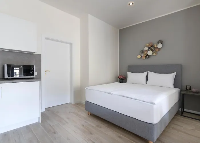 Kinsky Garden And By Dwellfort 4* Praga