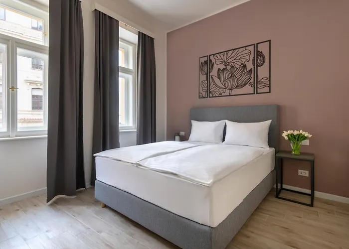 Apartahotel Kinsky Garden And By Dwellfort