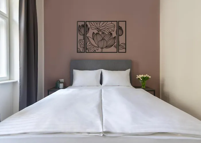 Kinsky Garden And By Dwellfort 4* Praga