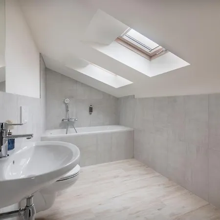 Kinsky Garden And By Dwellfort 4* Prague