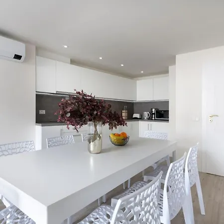 Kinsky Garden And By Dwellfort Appart hôtel