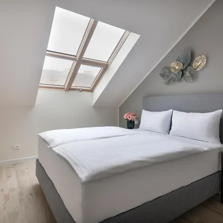 Appart hôtel Kinsky Garden And By Dwellfort 4*