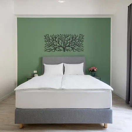 Kinsky Garden And By Dwellfort Прага